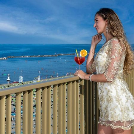 Hotel Teti ベラーリア・イジェア・マリーナ エクステリア 写真